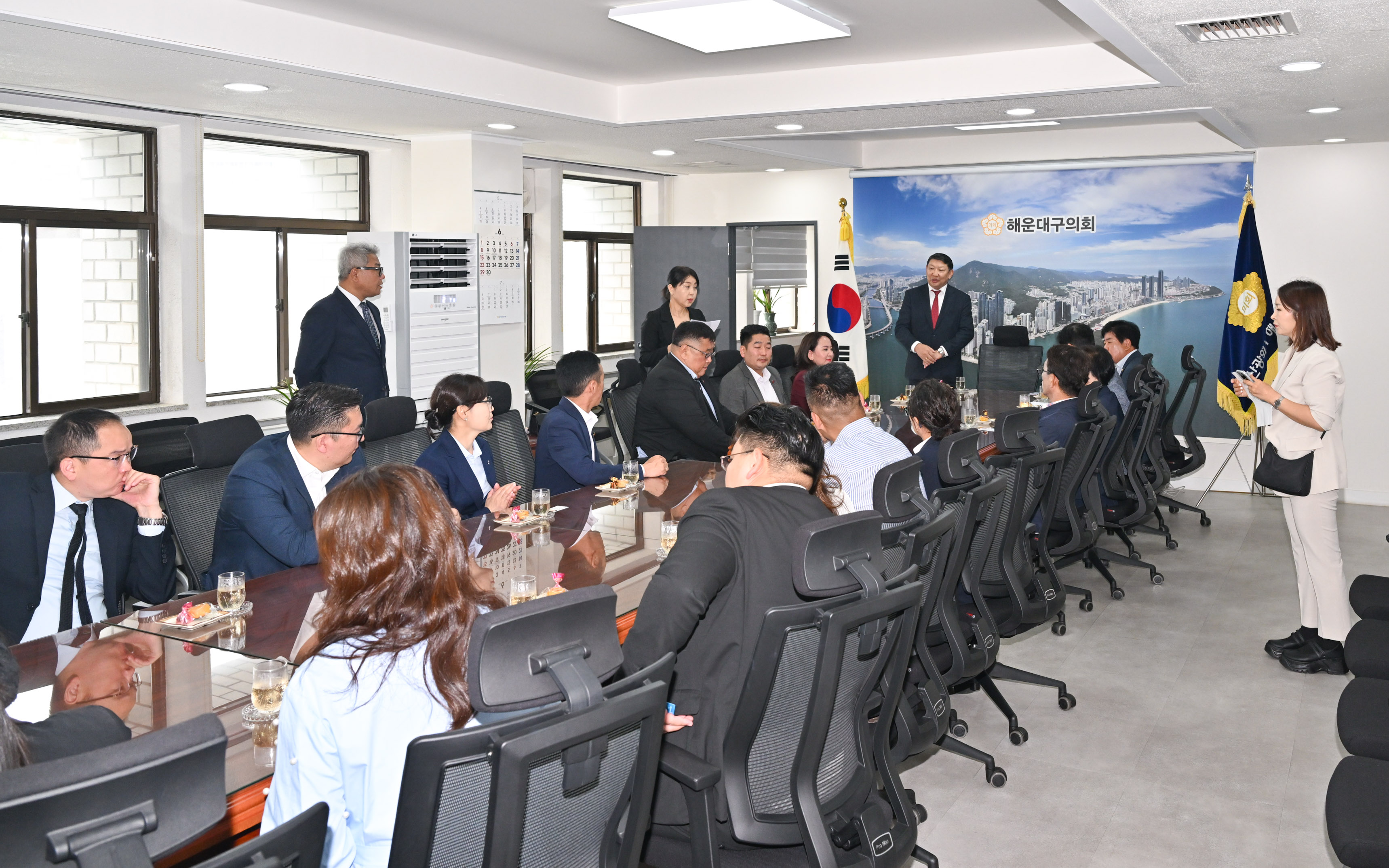 몽골 수흐바타르구 의회 내방 4번째 이미지