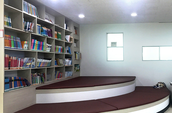 반송2동 2층 작은도서관
