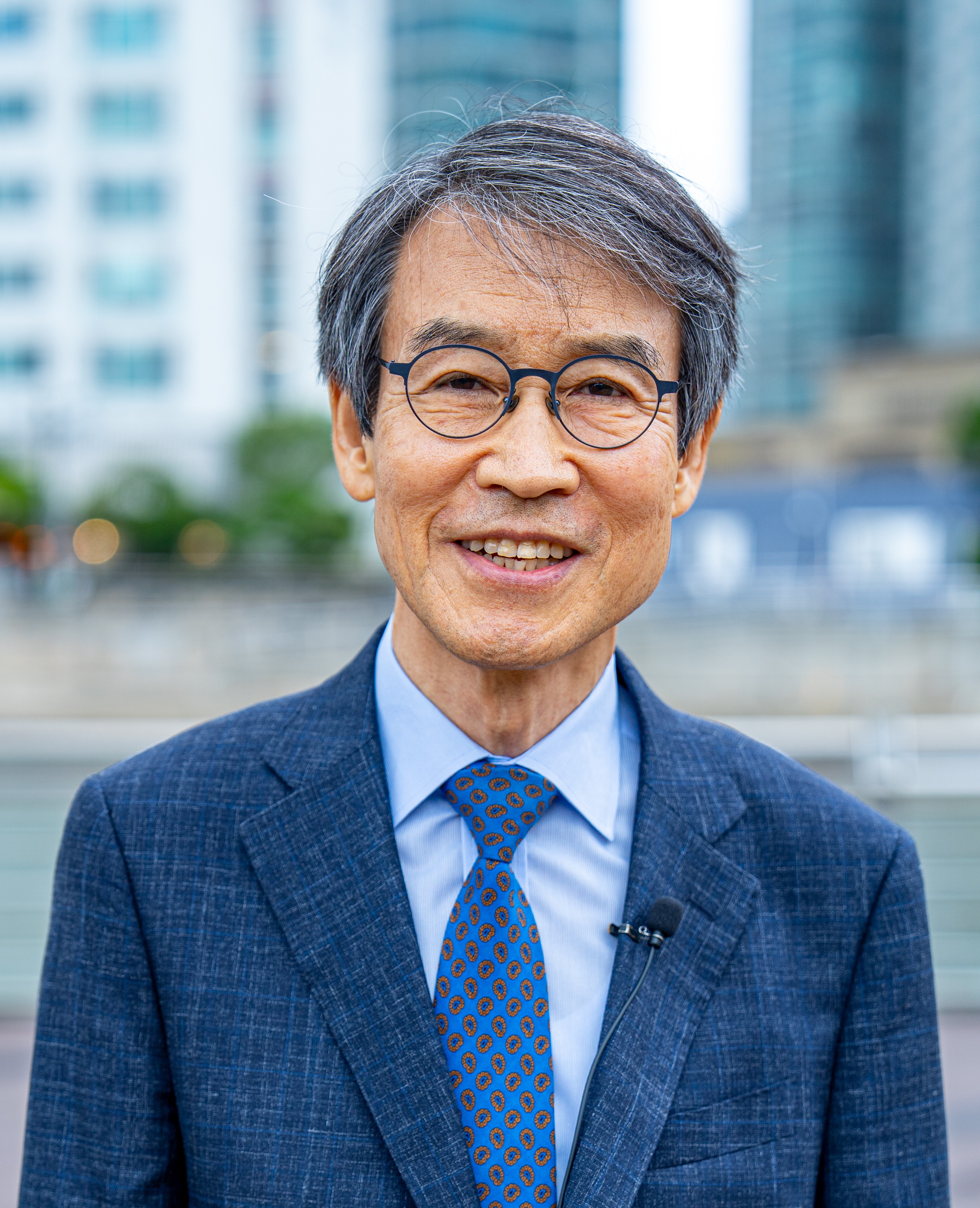 이상식 정면사진